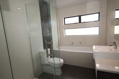 Photo of property in 21a Dallinghoe Crescent, Milford, Auckland, 0620