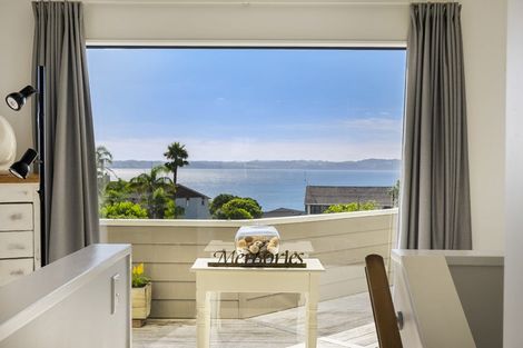 Photo of property in 13 Siesta Terrace, Gulf Harbour, Whangaparaoa, 0930