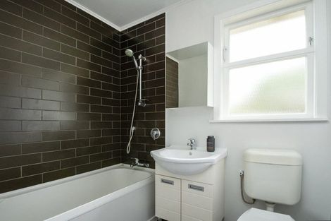 Photo of property in 12 Gardiner Street, Riversdale, Blenheim, 7201