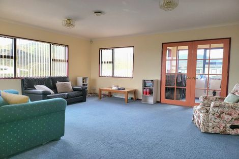 Photo of property in 17 Jordan Street, Island Bay, Wellington, 6023