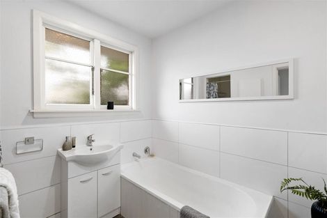 Photo of property in 13 Yeovil Place, St Albans, Christchurch, 8052