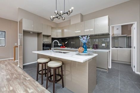 Photo of property in 29 Ascension Crescent, Orewa, 0931