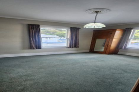 Photo of property in 33 Austin Street, Mount Victoria, Wellington, 6011