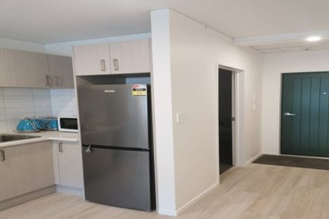 Photo of property in 206/9 East Street, Papakura, 2110