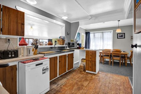 Photo of property in 30 Leicester Street, Patea, 4520