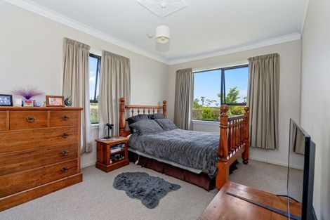 Photo of property in 4 Bishops Road, Ohau, Levin, 5570