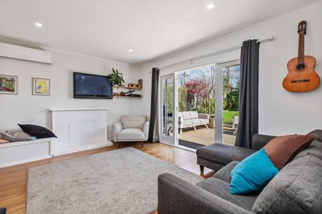 Photo of property in 1/56 Glendale Road, Glen Eden, Auckland, 0602