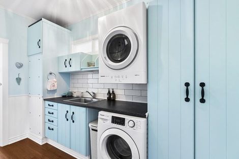 Photo of property in 1083 Tarata Road, Kaimata, Inglewood, 4387