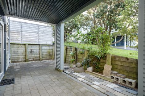 Photo of property in 1340 Papamoa Beach Road, Papamoa Beach, Papamoa, 3118