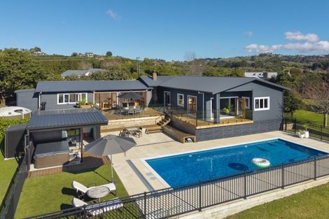 Photo of property in 74b Oliver Road, Minden, Tauranga, 3171