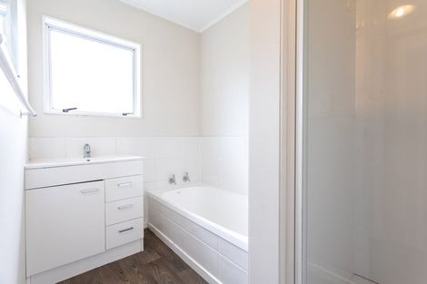 Photo of property in 45 Borich Road, Sunnyvale, Auckland, 0612