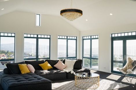 Photo of property in 6 Highgrove, Saint Clair, Dunedin, 9012