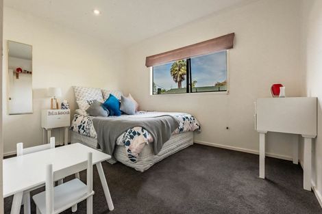 Photo of property in 286 Beach Road, Campbells Bay, Auckland, 0630