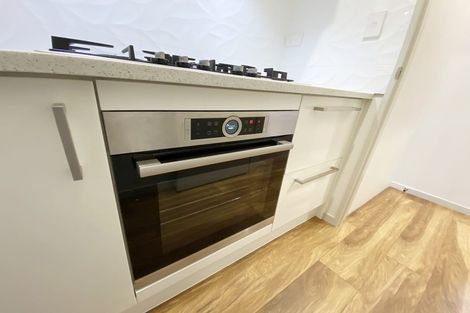 Photo of property in 17 Cooladawson Drive, Flat Bush, Auckland, 2019