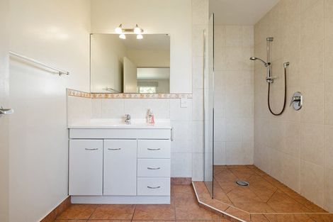 Photo of property in 2 Holmwood Park Drive, Morrinsville, 3300