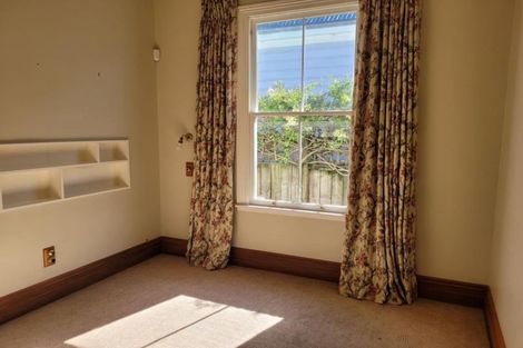 Photo of property in 62 Gover Street, New Plymouth, 4310