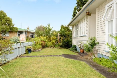 Photo of property in 20 Woodford Avenue, Brookfield, Tauranga, 3110