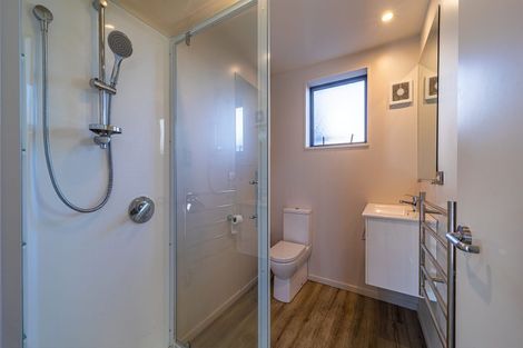 Photo of property in 1/22 Springfield Road, Saint Albans, Christchurch, 8014