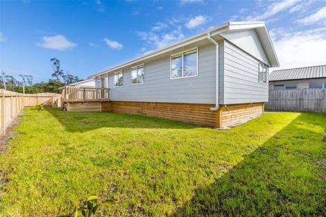 Photo of property in 13a Springs Road, Parakai, 0830