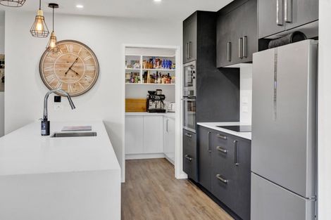 Photo of property in 10 Mercade Close, Stratford, 4332