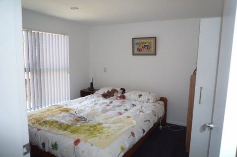 Photo of property in 4/12 Agra Crescent, Khandallah, Wellington, 6035