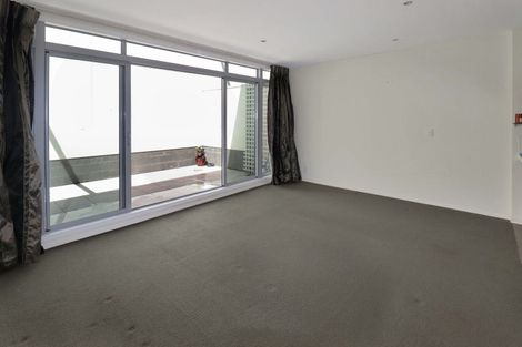 Photo of property in Las Olas De Cuba, 4/35 Torrens Terrace, Mount Cook, Wellington, 6011