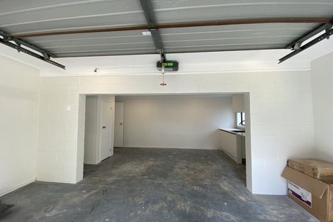 Photo of property in 107 Weatherly Road, Torbay, Auckland, 0630