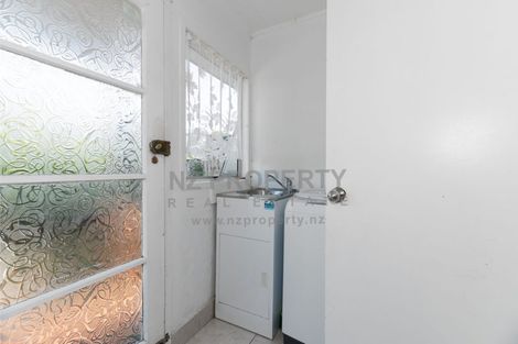 Photo of property in 46 Parrs Cross Road, Henderson, Auckland, 0612