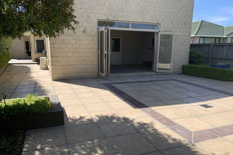 Photo of property in 198 Springfield Road, St Albans, Christchurch, 8014