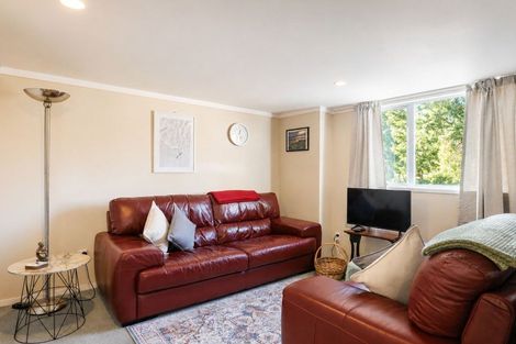 Photo of property in 96b Grand Vue Road, Kawaha Point, Rotorua, 3010