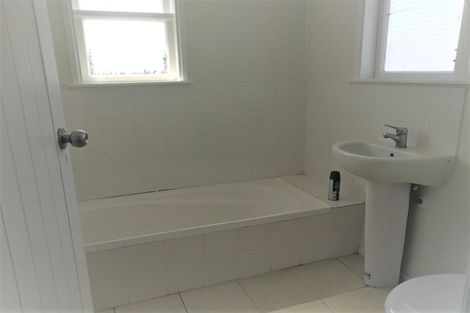 Photo of property in 103 Bayswater Avenue, Bayswater, Auckland, 0622