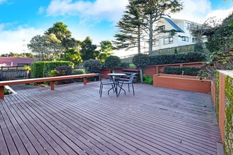 Photo of property in 6 Tilia Place, Totara Heights, Auckland, 2105