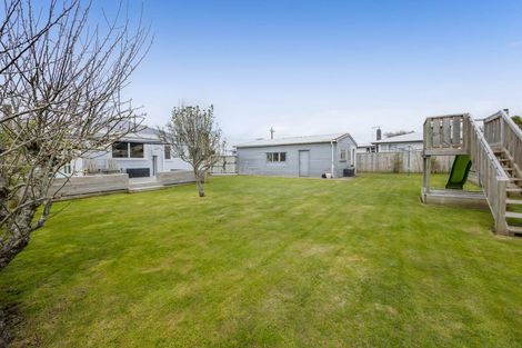 Photo of property in 107 Wilson Street, Hawera, 4610
