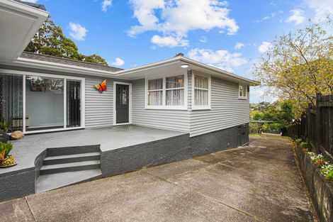 Photo of property in 37 Derwent Crescent, Titirangi, Auckland, 0604