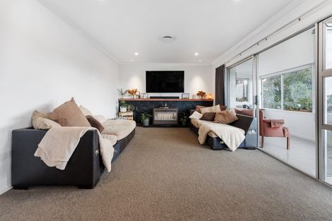 Photo of property in 17 Brookes Street, Inglewood, 4330