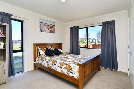 Photo of property in 72 Mary Ellen Street, Pegasus, 7612