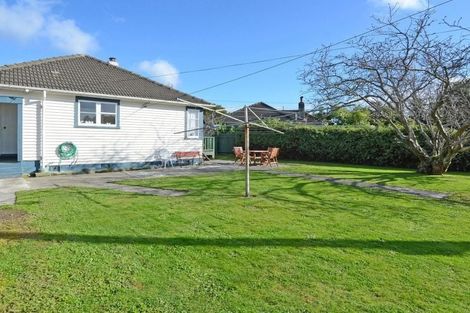 Photo of property in 39 Atiawa Crescent, Waiwhetu, Lower Hutt, 5010