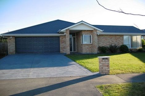 Photo of property in 21 Mahuri Street, Parklands, Christchurch, 8083