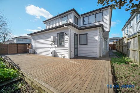 Photo of property in 76 Donegal Park Drive, Flat Bush, Auckland, 2019
