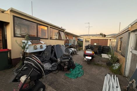 Photo of property in 27 Fernaig Street, Papakura, 2110