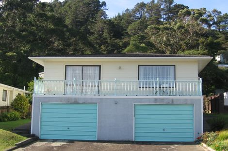 Photo of property in 73 Kairimu Street, Stokes Valley, Lower Hutt, 5019