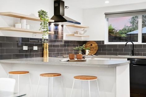 Photo of property in 2 Wildberry Street, Woolston, Christchurch, 8023