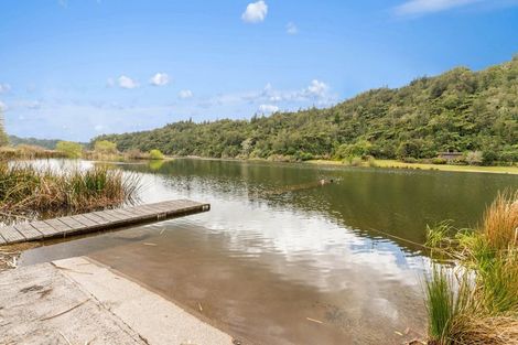 Photo of property in 9 Tumai Road, Lake Rotoma, Rotorua, 3074