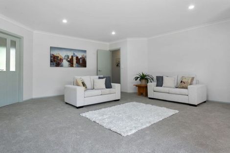 Photo of property in 13a Shaw Street, Leamington, Cambridge, 3432