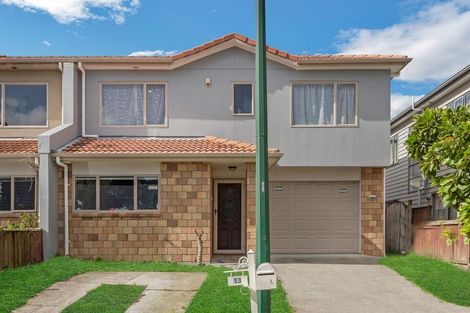 Photo of property in 13 Bushpark Place, Flat Bush, Auckland, 2016