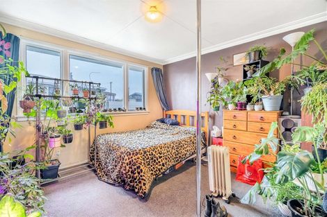 Photo of property in 211 Mcquarrie Street, Kingswell, Invercargill, 9812