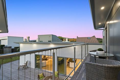 Photo of property in 47 Taumata Road, Omaha, 0986