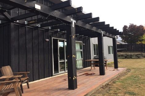 Photo of property in 10 Perrow Street, Wanaka, 9305