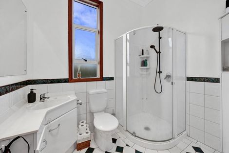 Photo of property in 3 Morrissey Street, Hawera, 4610