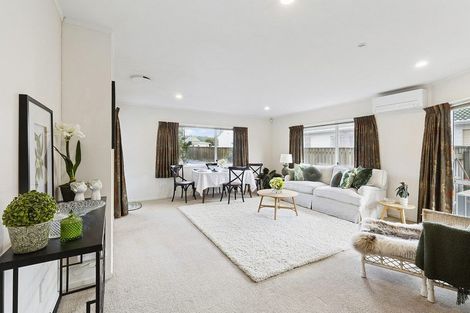 Photo of property in 4/63 Main Road, Titahi Bay, Porirua, 5022